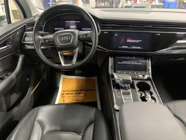 2022 Audi Q7 55 Premium Plus