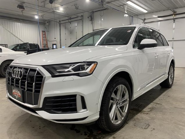 2022 Audi Q7 55 Premium Plus