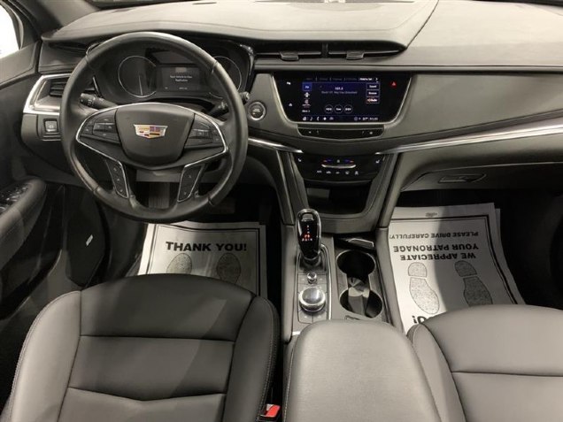 2023 Cadillac XT5 Luxury