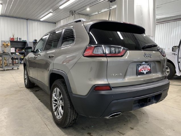 2021 Jeep Cherokee Latitude Lux