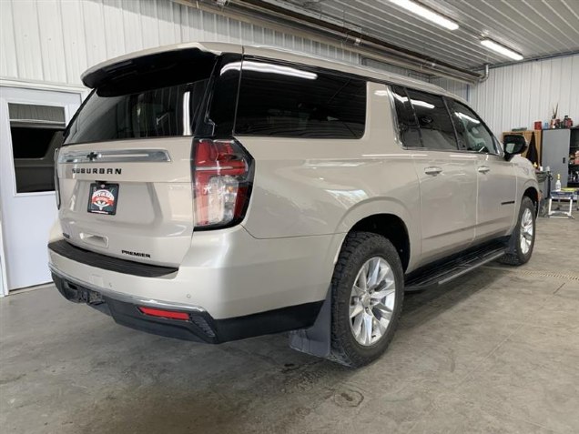 2023 Chevrolet Suburban Premier