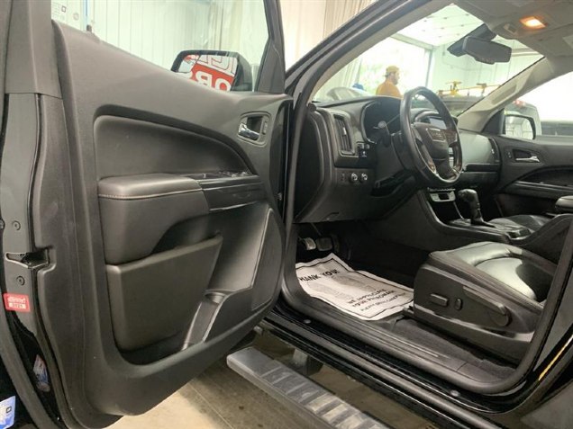 2021 GMC Canyon AT4 w/Leather