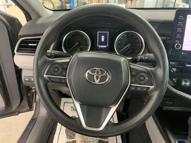 2021 Toyota Camry Hybrid LE