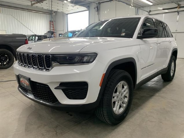 2023 Jeep Grand Cherokee Laredo