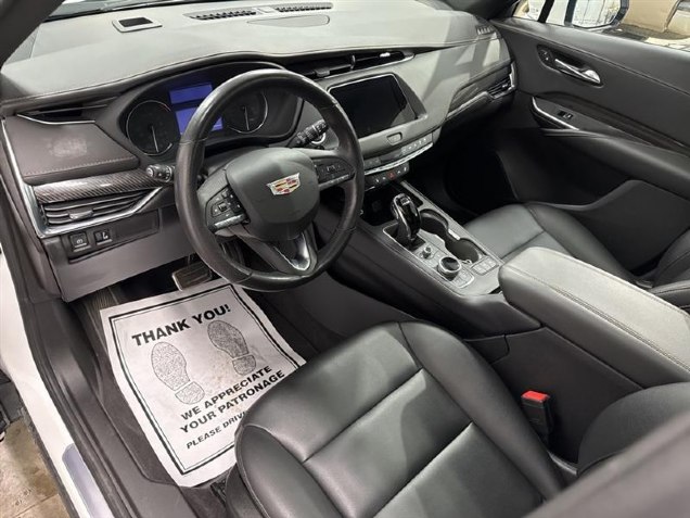 2023 Cadillac XT4 Sport