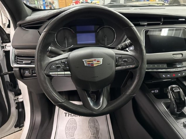 2023 Cadillac XT4 Sport