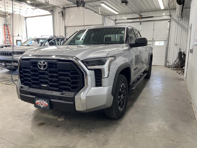 2023 Toyota Tundra SR5