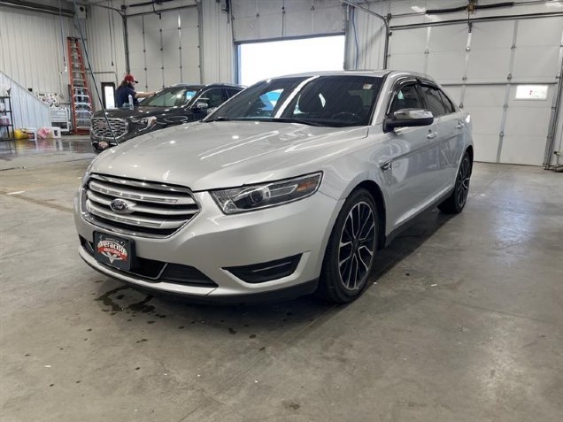 2018 Ford Taurus Limited