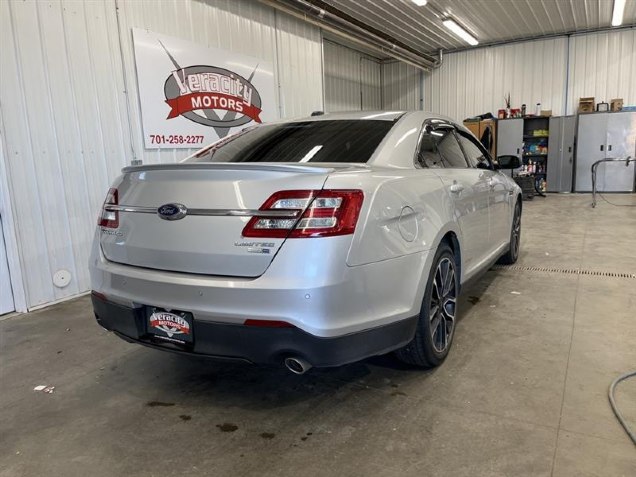 2018 Ford Taurus Limited